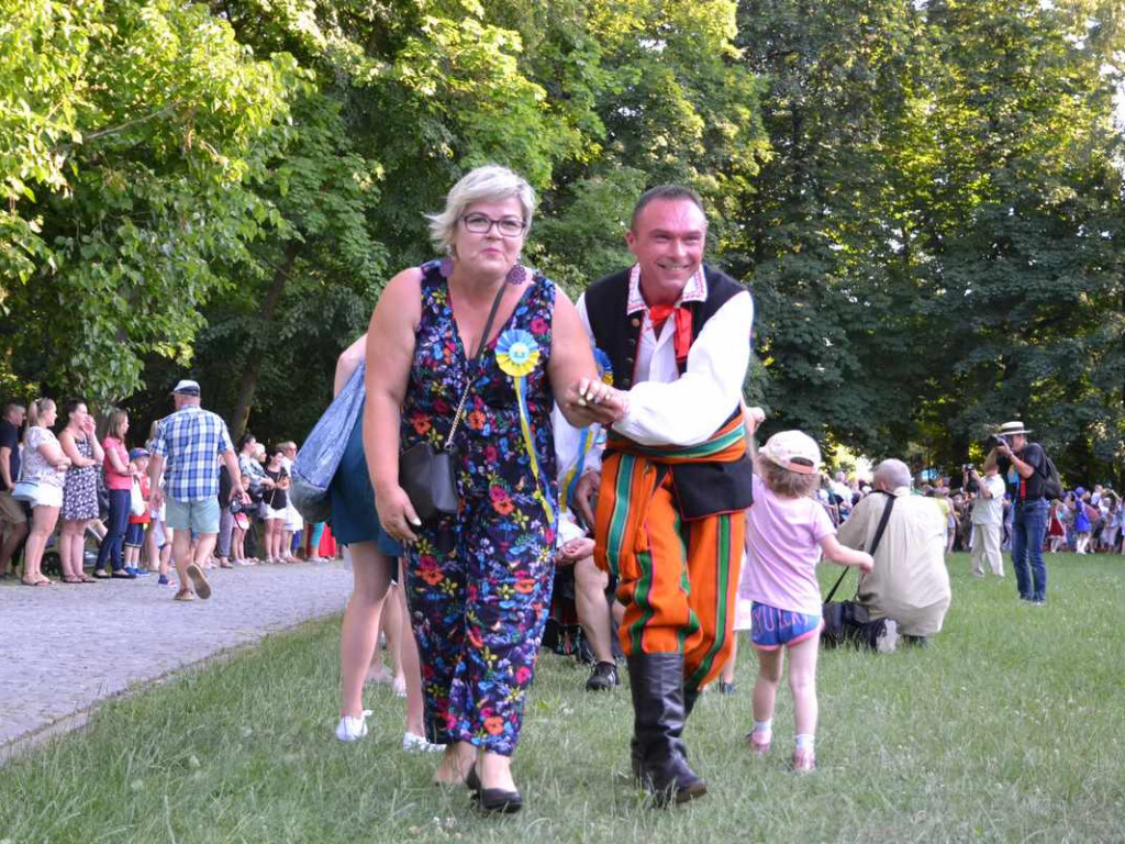 Takiego poloneza Tarnobrzeg jeszcze nie widział! Wielkie urodziny maista [ZDJĘCIA]