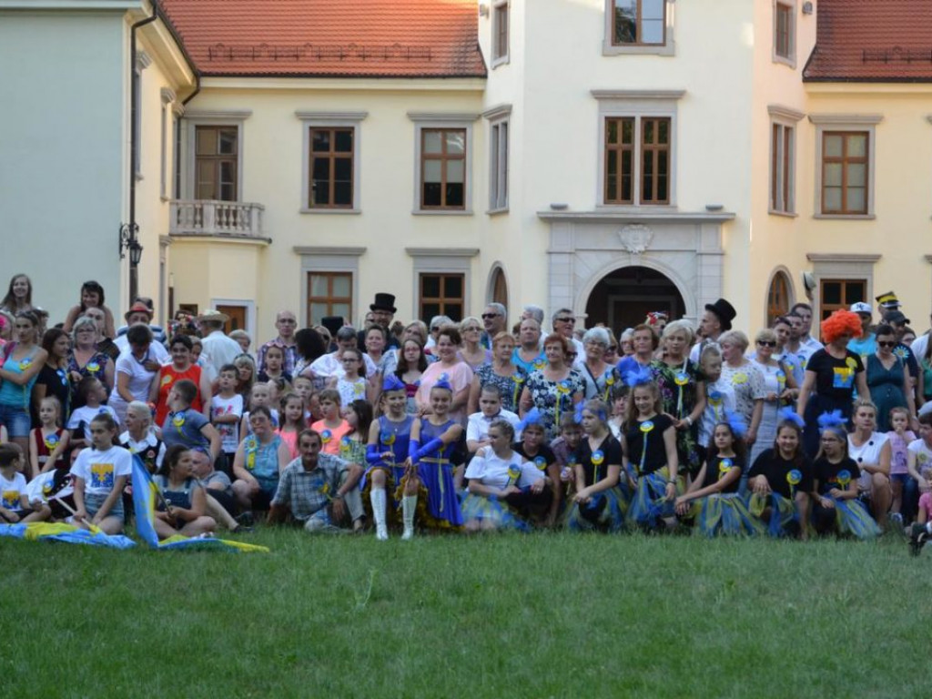 Takiego poloneza Tarnobrzeg jeszcze nie widział! Wielkie urodziny maista [ZDJĘCIA]