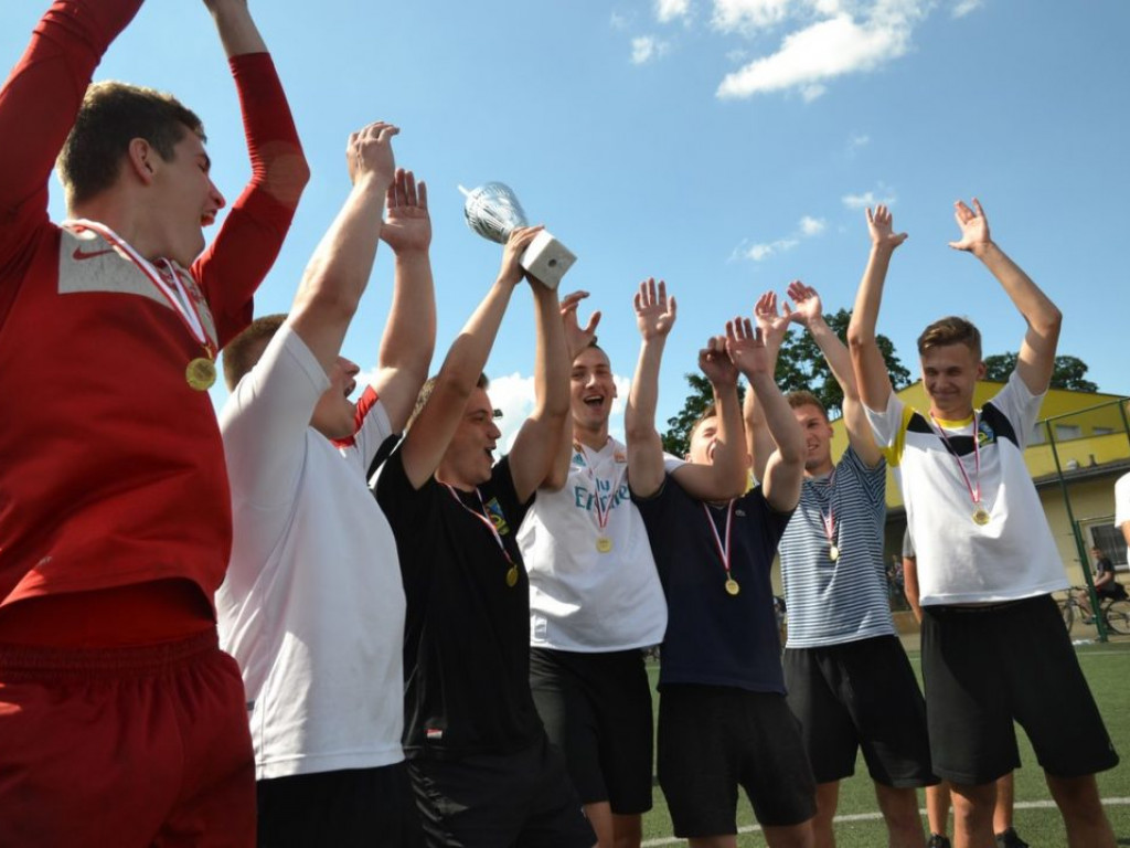 KS Złoty Bażant wygrywa III Tarnobrzeski Football Cup! [Zdjęcia]