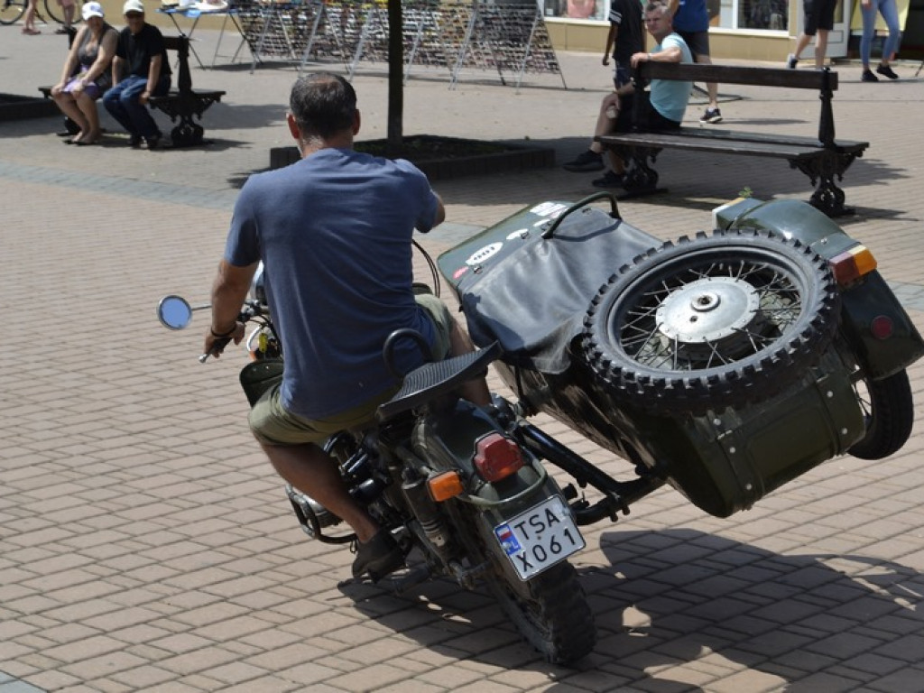 Motoryzacyjna gratka [zdjęcia]