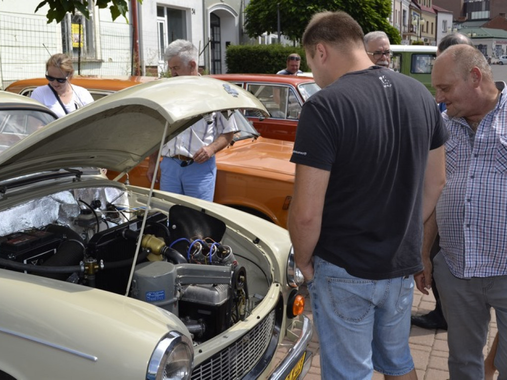 Motoryzacyjna gratka [zdjęcia]