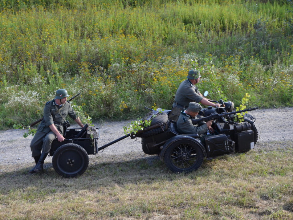 Zlot militarny po raz piąty [ZDJĘCIA]