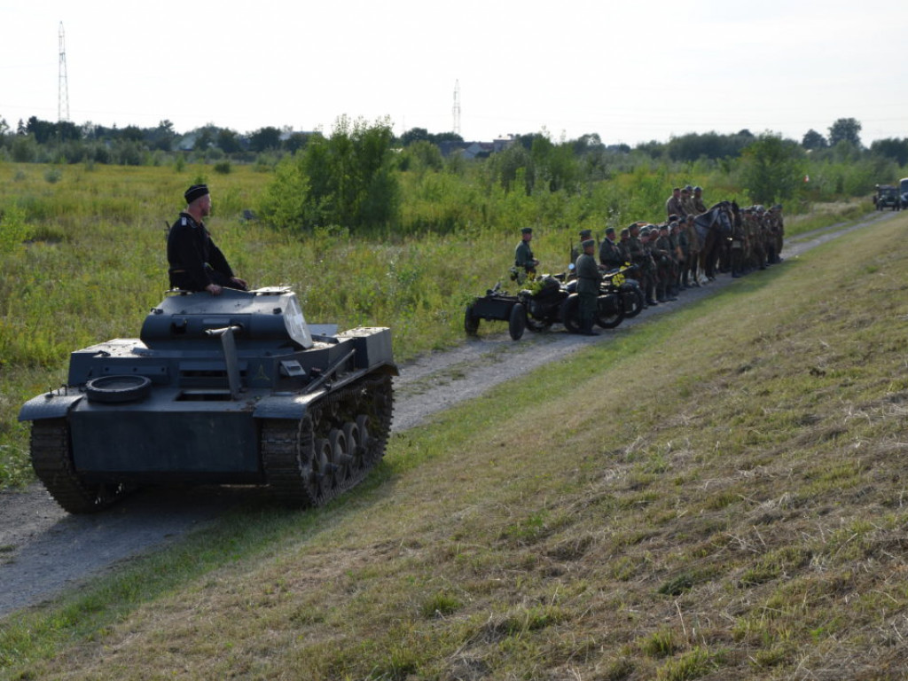 Zlot militarny po raz piąty [ZDJĘCIA]