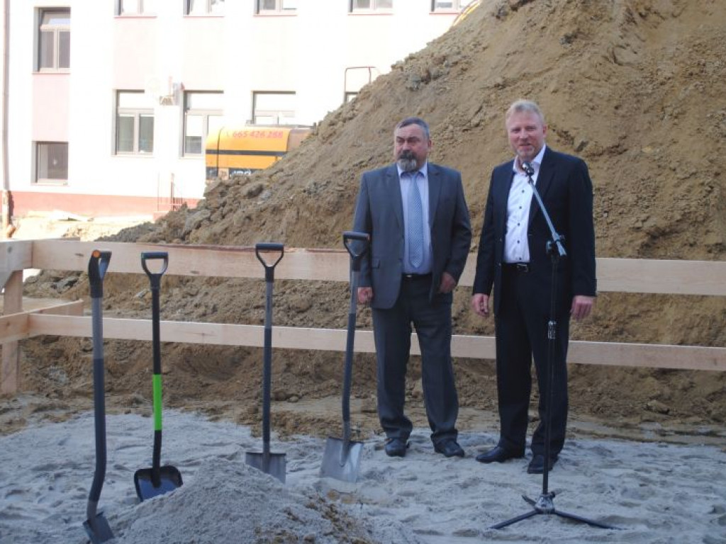 Uroczyste otwarcie budowy nowoczesnego Ośrodka Radioterapii w Wojewódzkim Szpitalu w Tarnobrzegu