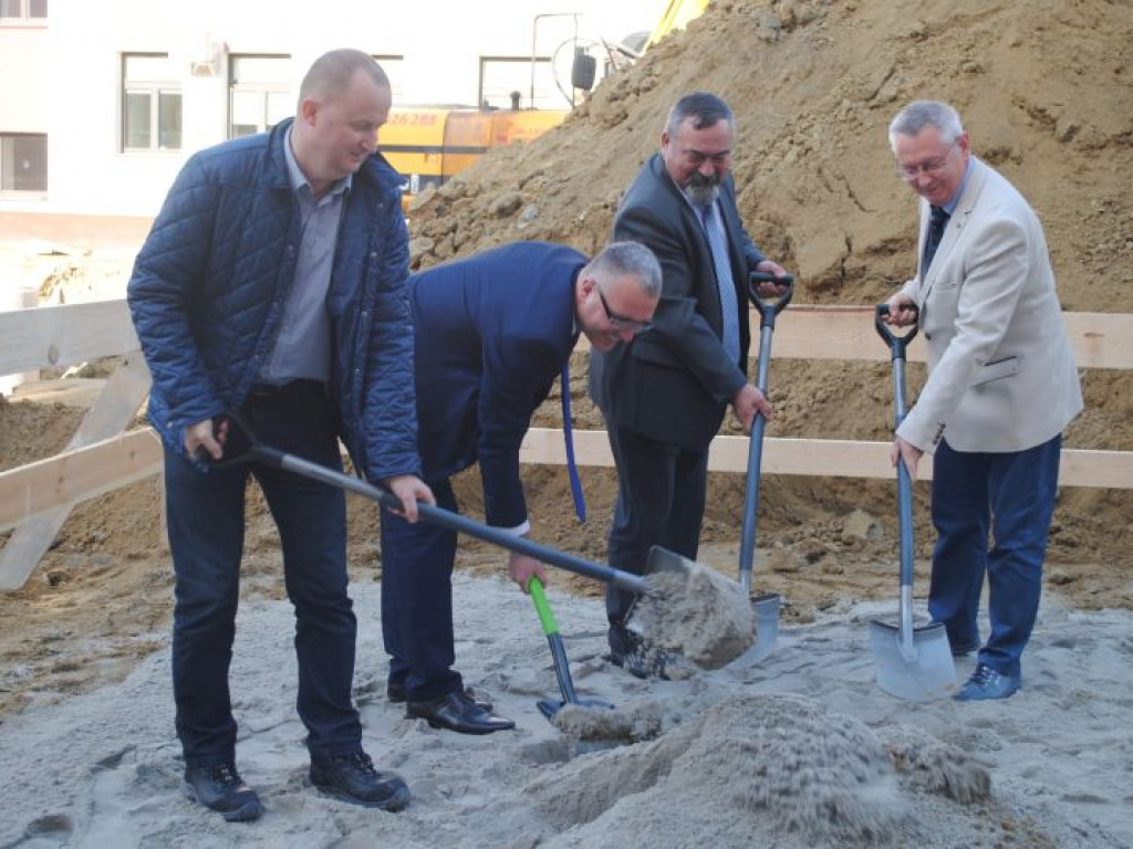 Uroczyste otwarcie budowy nowoczesnego Ośrodka Radioterapii w Wojewódzkim Szpitalu w Tarnobrzegu
