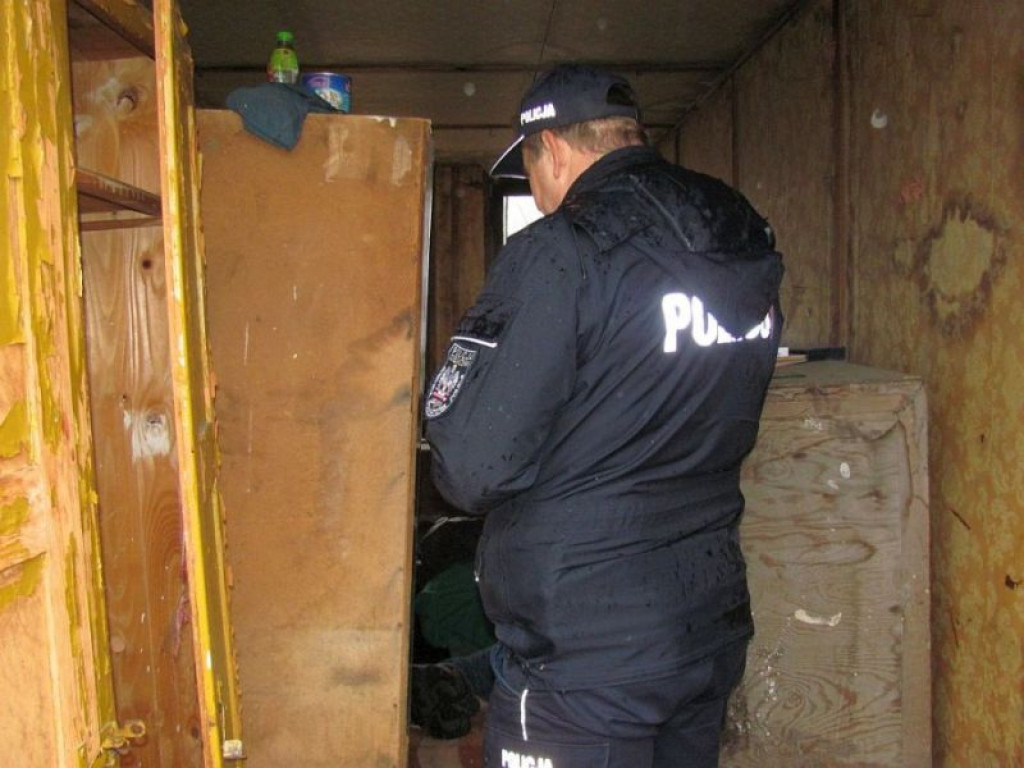 Stalowowolscy policjanci szukali bezdomnych