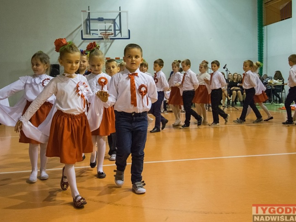 Jadachy uczciły 100. rocznicę odzyskania przez Polskę Niepodległości [Zdjęcia]