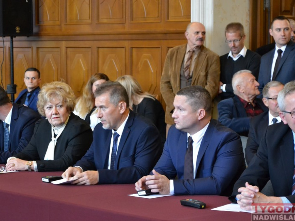 Pierwsza sesja Rady Miasta Tarnobrzega kadencji 2018-2023 [Zdjęcia]