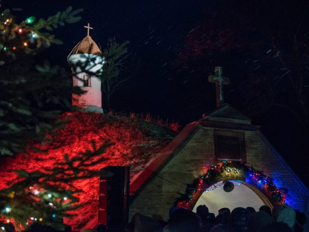 Ossolin. Świętokrzyska Pasterka w obiektywie Krzysztofa Sajeckiego
