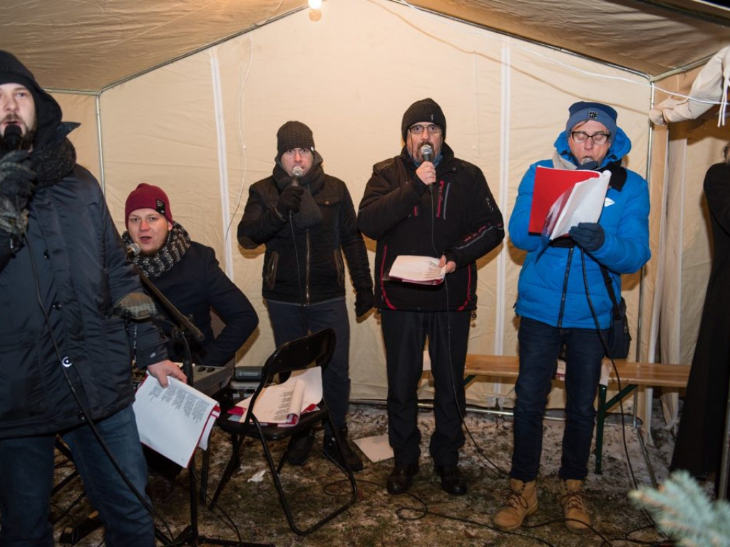 Ossolin. Świętokrzyska Pasterka w obiektywie Krzysztofa Sajeckiego