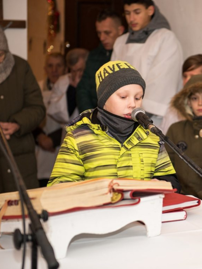 Ossolin. Świętokrzyska Pasterka w obiektywie Krzysztofa Sajeckiego