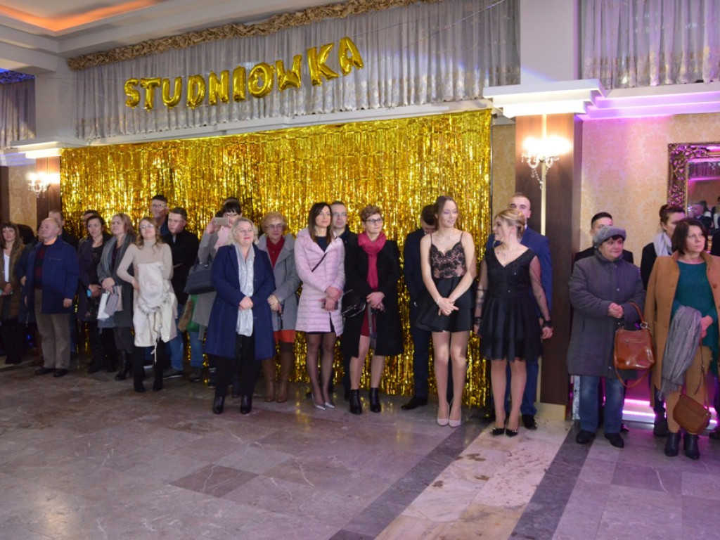 Studniówka LO im. Wyszyńskiego w Staszowie (duża galeria zdjęć!)
