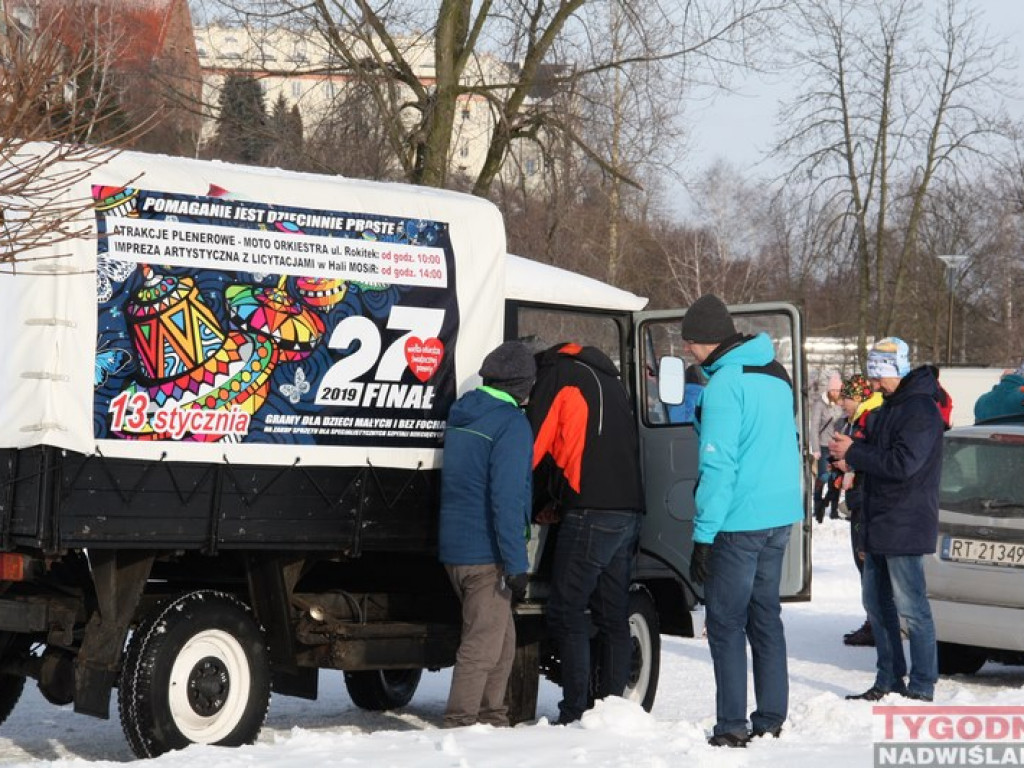 IV Zimowa Przeprawa Wisły Wpław w Sandomierzu [zdjęcia]