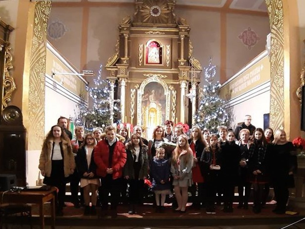 Kolędowanie w Chobrzanach [ZDJĘCIA]