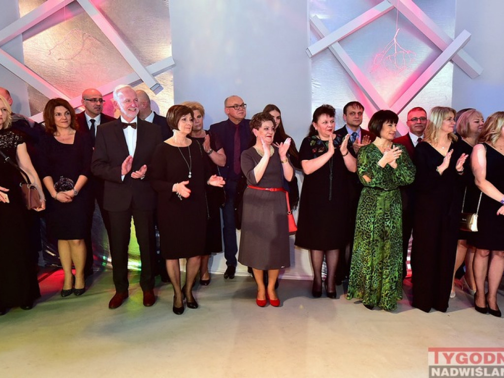 Studniówka LO im. M. Kopernika w Tarnobrzegu [zdjęcia]