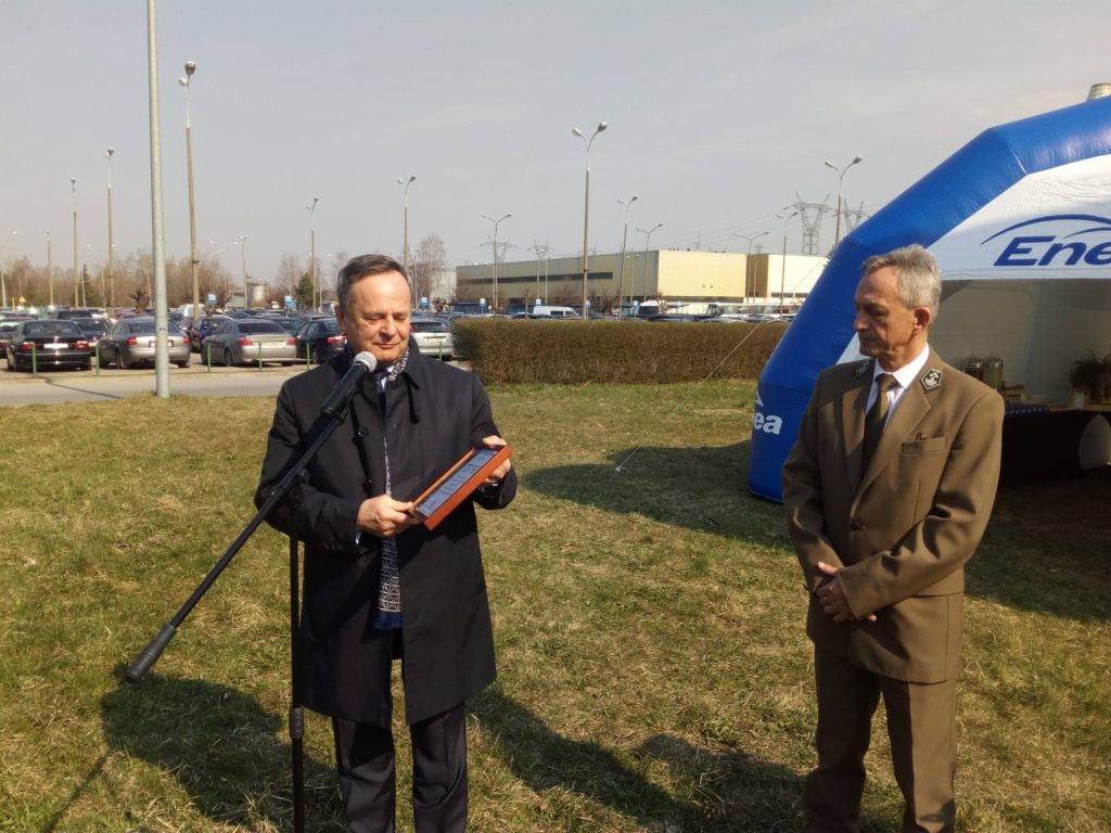 Posadzili 40 dębów na 40-lecie elektrowni [GALERIA ZDJĘĆ]