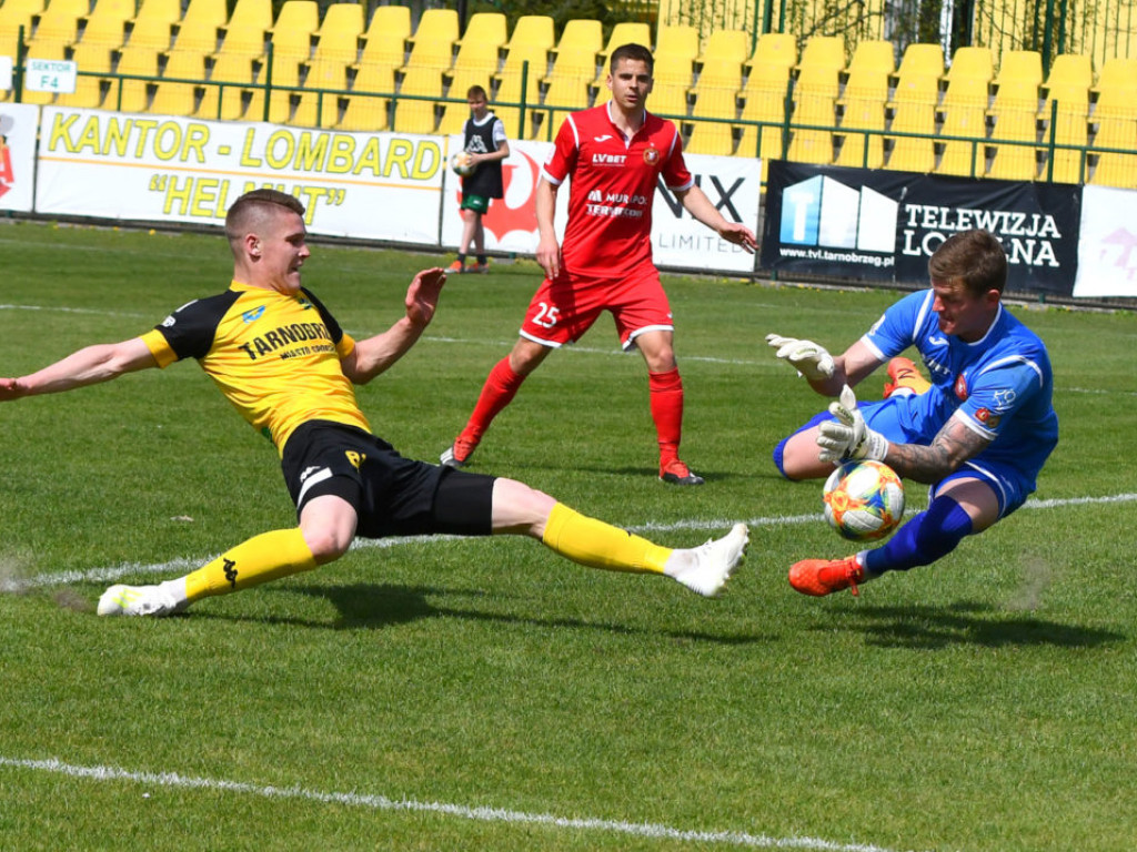 Siarka zremisowała z Widzewem [Zdjęcia]