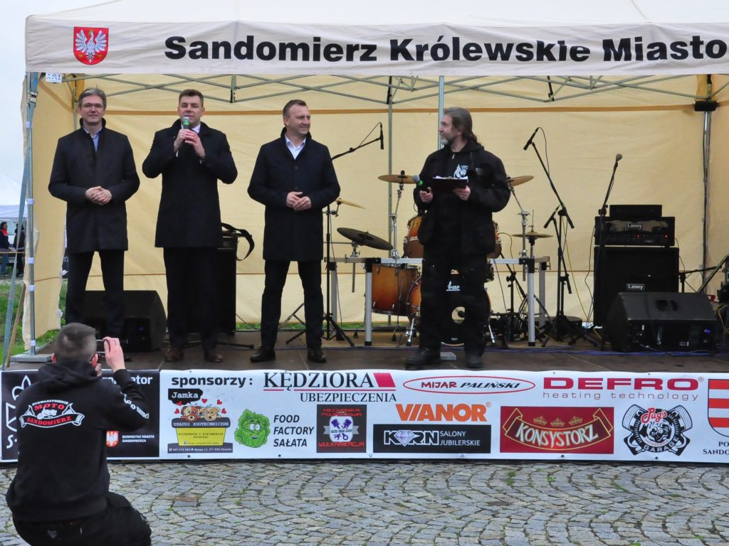 Motocyklowa niedziela w Sandomierzu [zdjęcia]