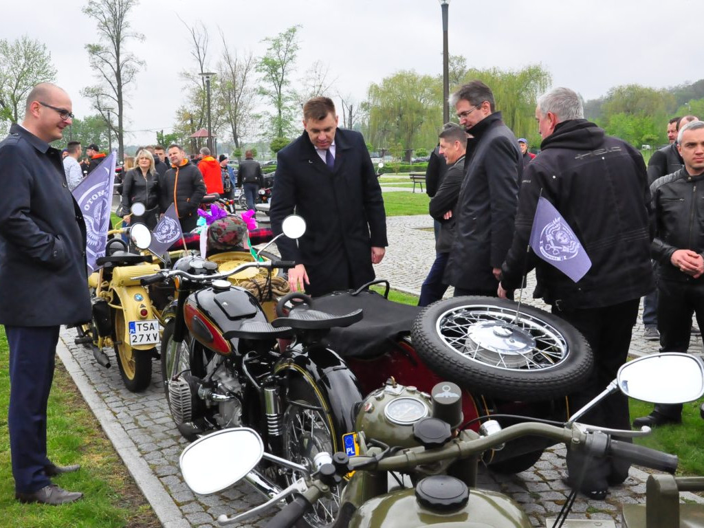 Motocyklowa niedziela w Sandomierzu [zdjęcia]