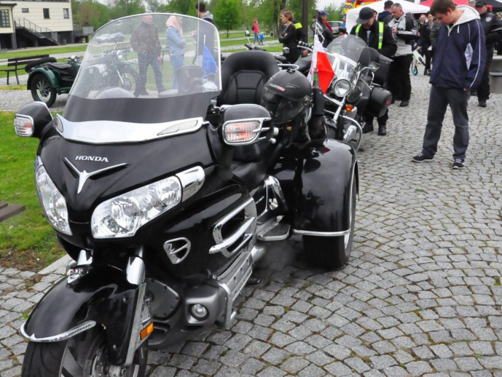 Motocyklowa niedziela w Sandomierzu [zdjęcia]