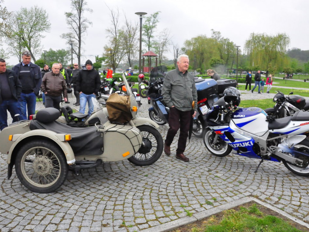 Motocyklowa niedziela w Sandomierzu [zdjęcia]