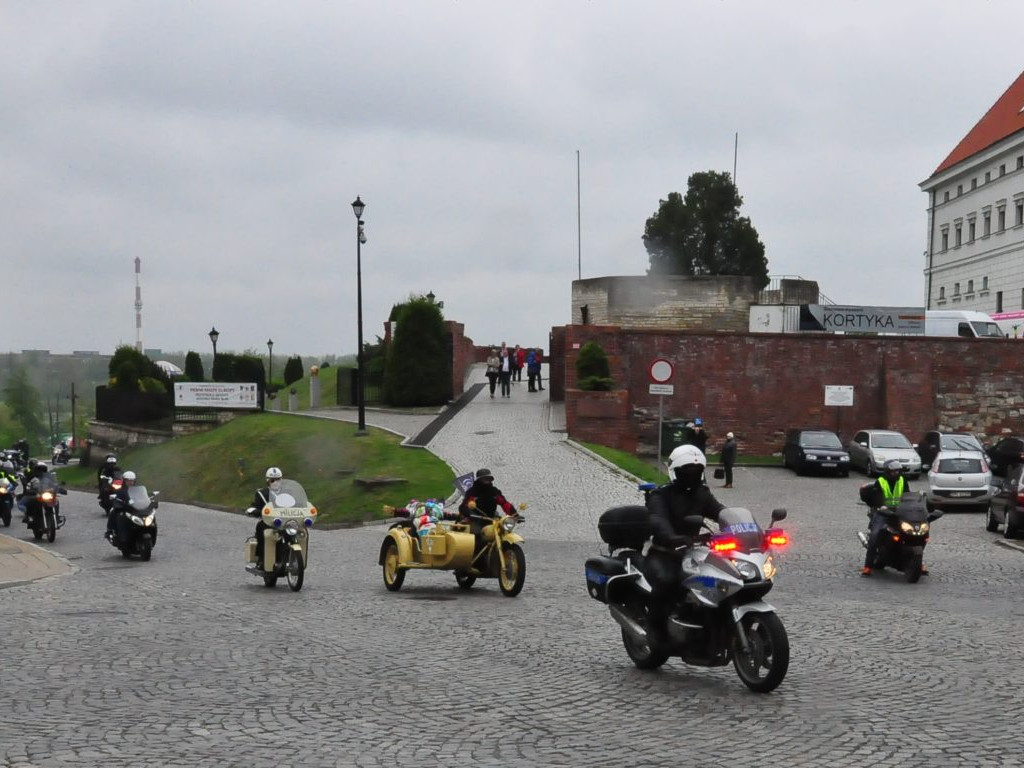 Motocyklowa niedziela w Sandomierzu [zdjęcia]