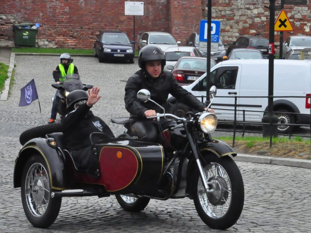 Motocyklowa niedziela w Sandomierzu [zdjęcia]