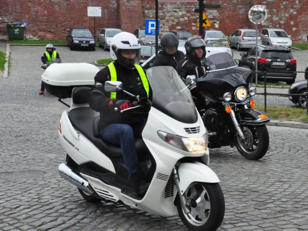 Motocyklowa niedziela w Sandomierzu [zdjęcia]