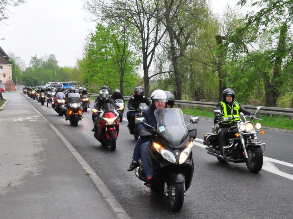 Motocyklowa niedziela w Sandomierzu [zdjęcia]
