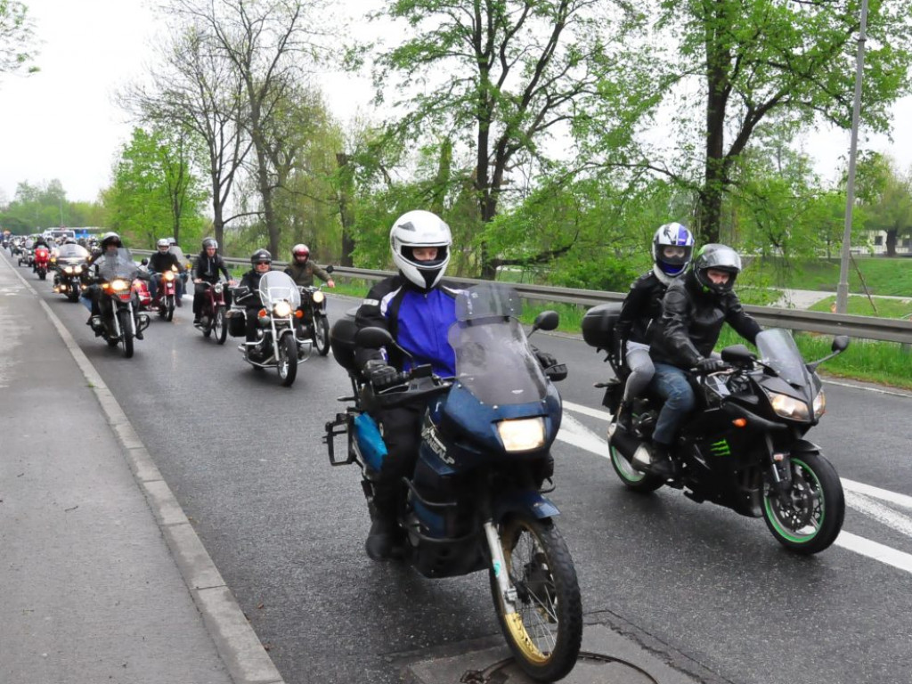 Motocyklowa niedziela w Sandomierzu [zdjęcia]