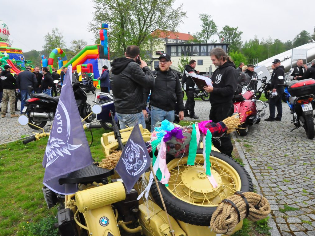 Motocyklowa niedziela w Sandomierzu [zdjęcia]