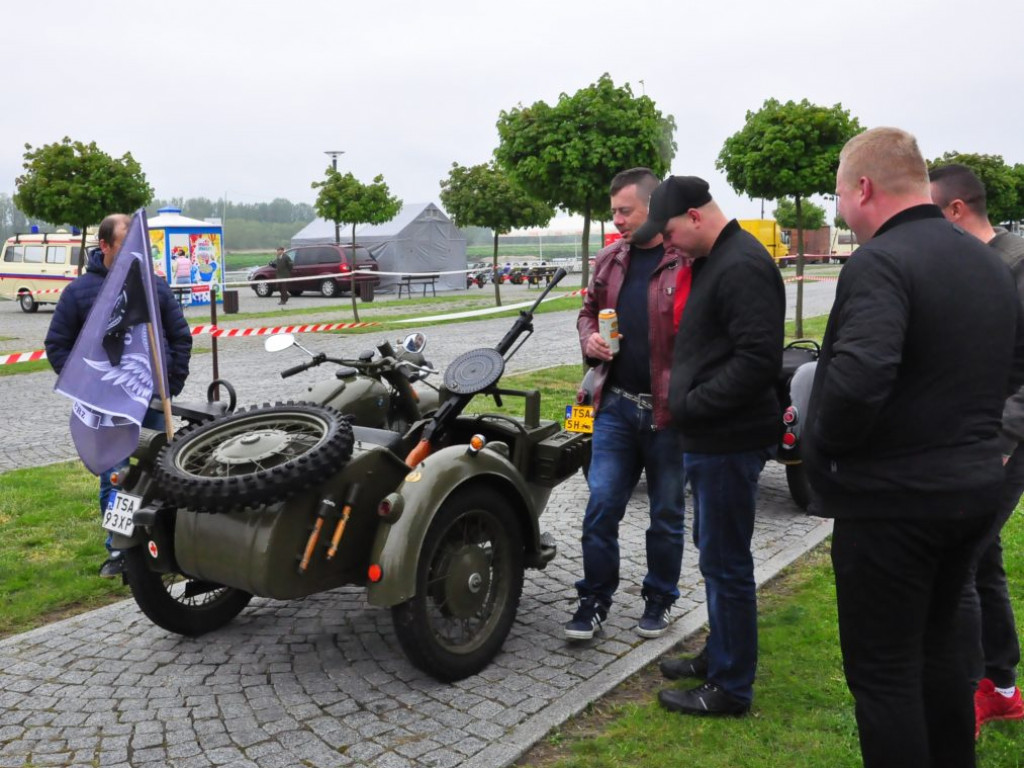 Motocyklowa niedziela w Sandomierzu [zdjęcia]
