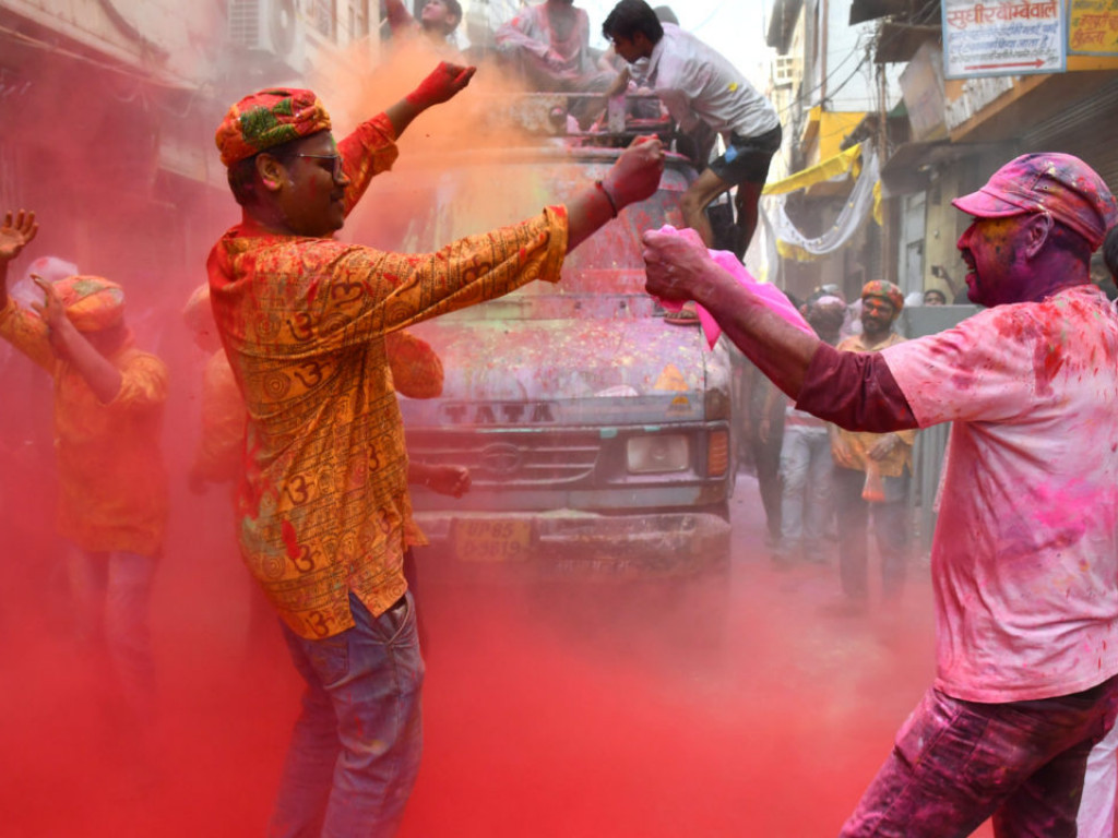 Hinduskie święto holi w obiektywie Bogdana Myśliwca [Zdjęcia]