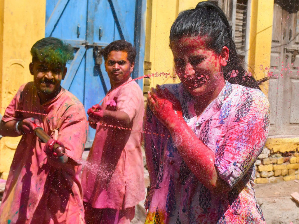 Hinduskie święto holi w obiektywie Bogdana Myśliwca [Zdjęcia]