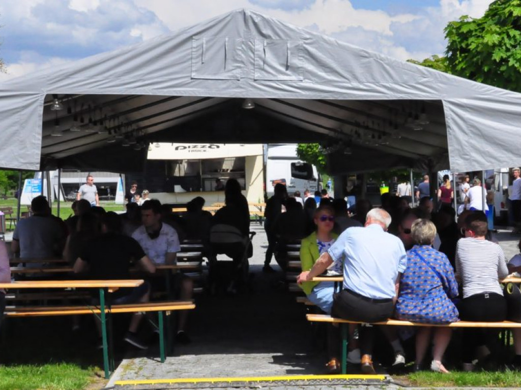 Festiwal kuchni z całego świata, czyli zlot food trucków w Sandomierzu [Zdjęcia]