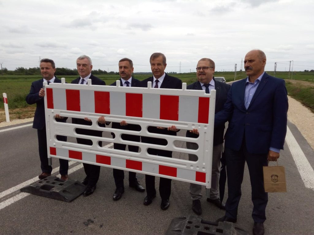 Obwodnica Staszowa oficjalnie otwarta [ZDJĘCIA]