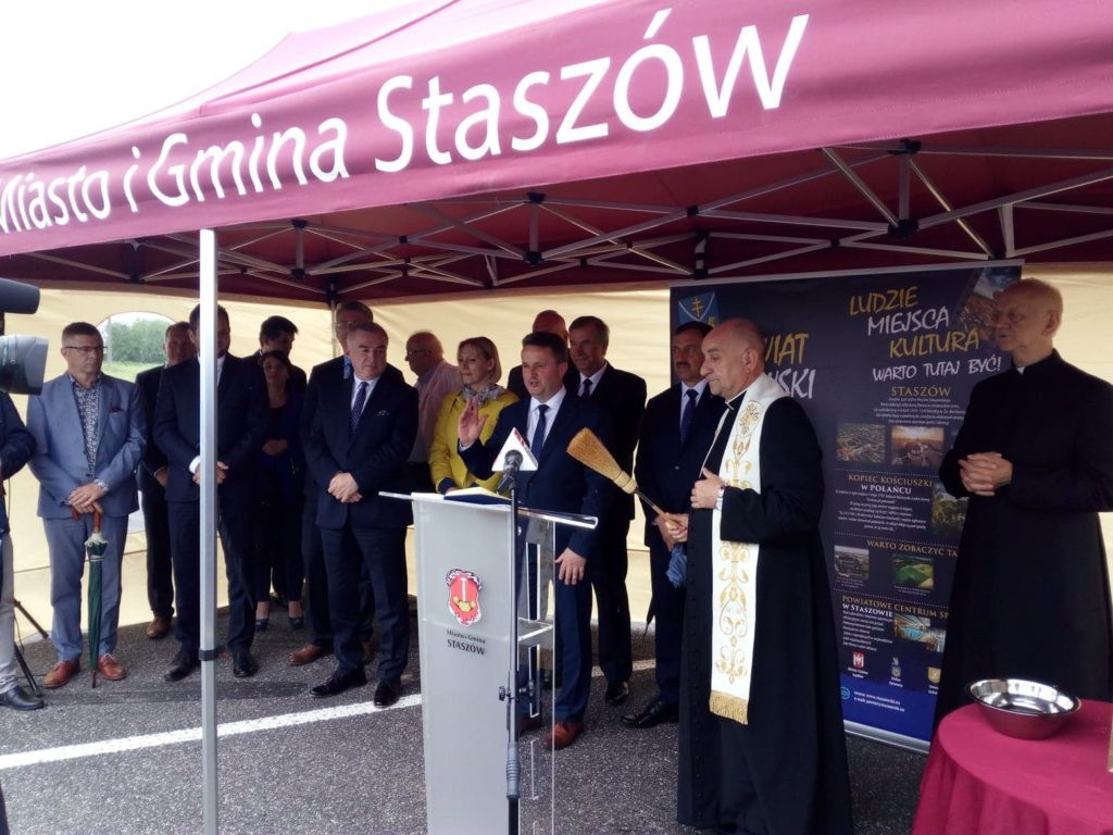 Obwodnica Staszowa oficjalnie otwarta [ZDJĘCIA]