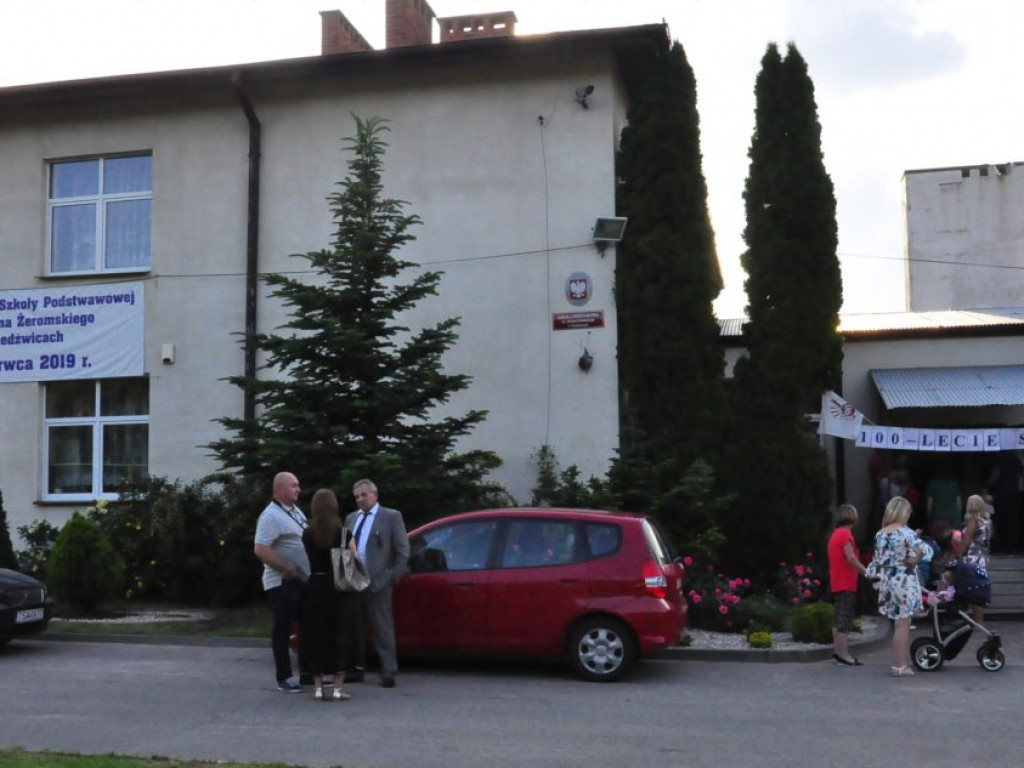 Setne urodziny szkoły w Niedźwicach [zdjęcia]