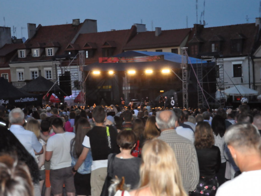 Niedziela pod znakiem truskawki i muzyki [zdjęcia]