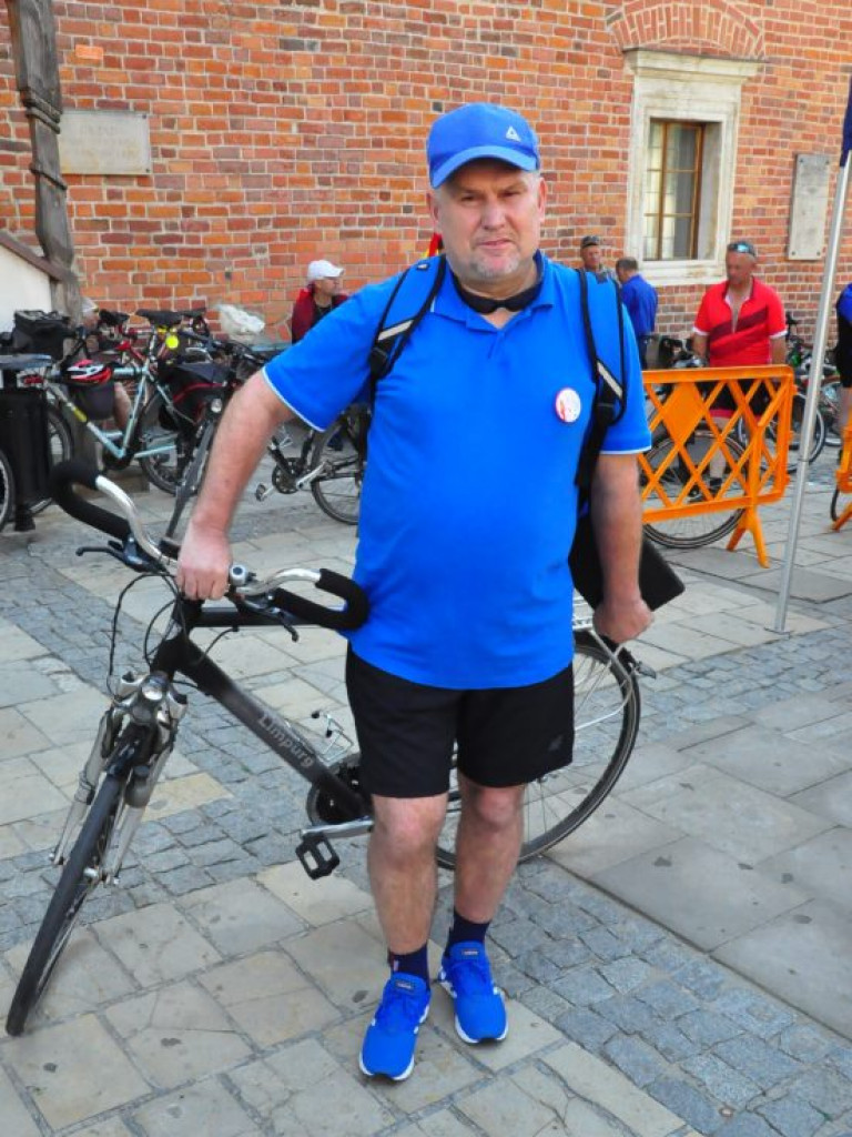 Na rowerze z biskupem. Z Sandomierza do Baranowa [zdjęcia]