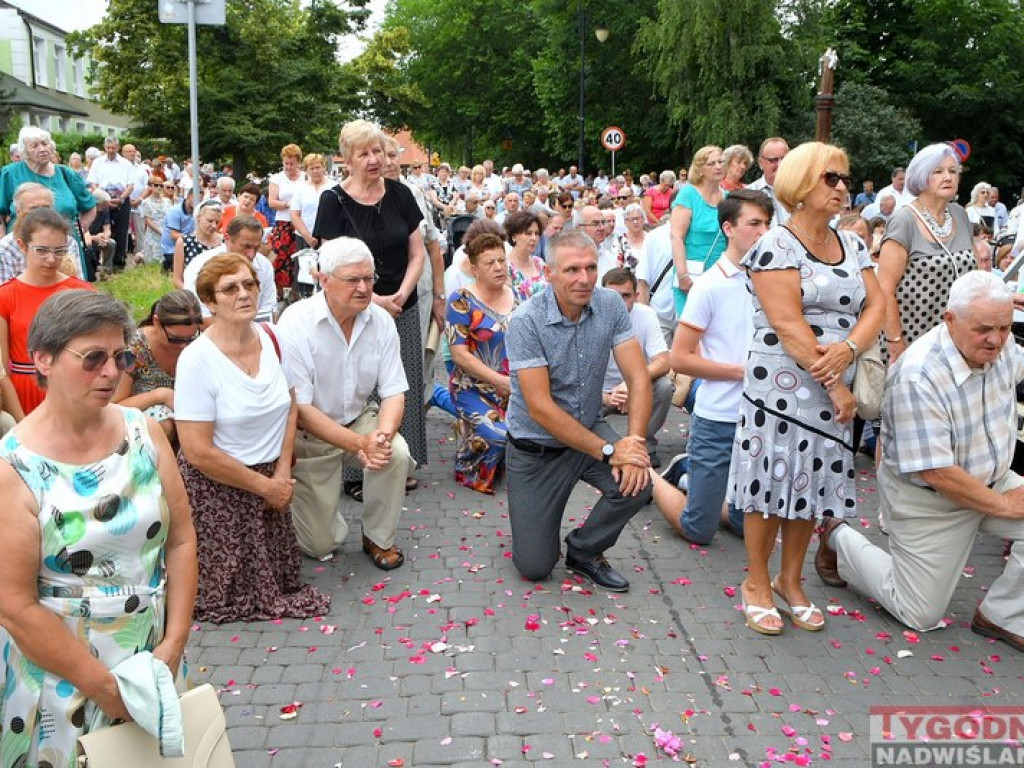 Procesja Bożego Ciała w Tarnobrzegu [zdjęcia]