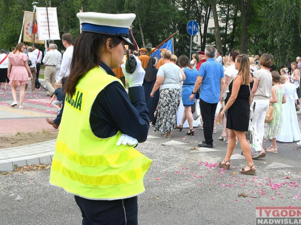 Procesja Bożego Ciała w Tarnobrzegu [zdjęcia]
