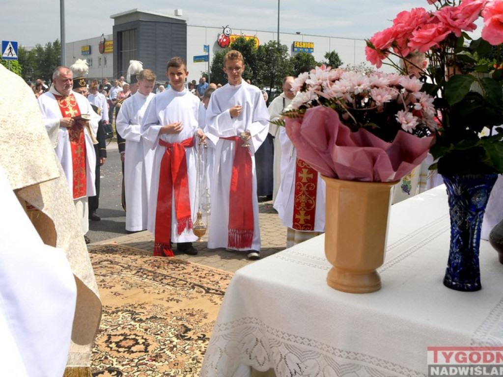 Procesja Bożego Ciała w Tarnobrzegu [zdjęcia]