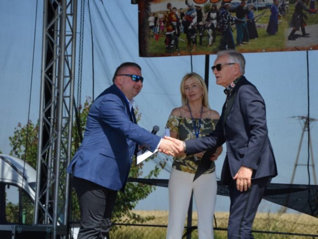 Andrzej Seweryn odebrał Kryształowe Berło. Piknik Rycerski w Ossolinie [zdjęcia]