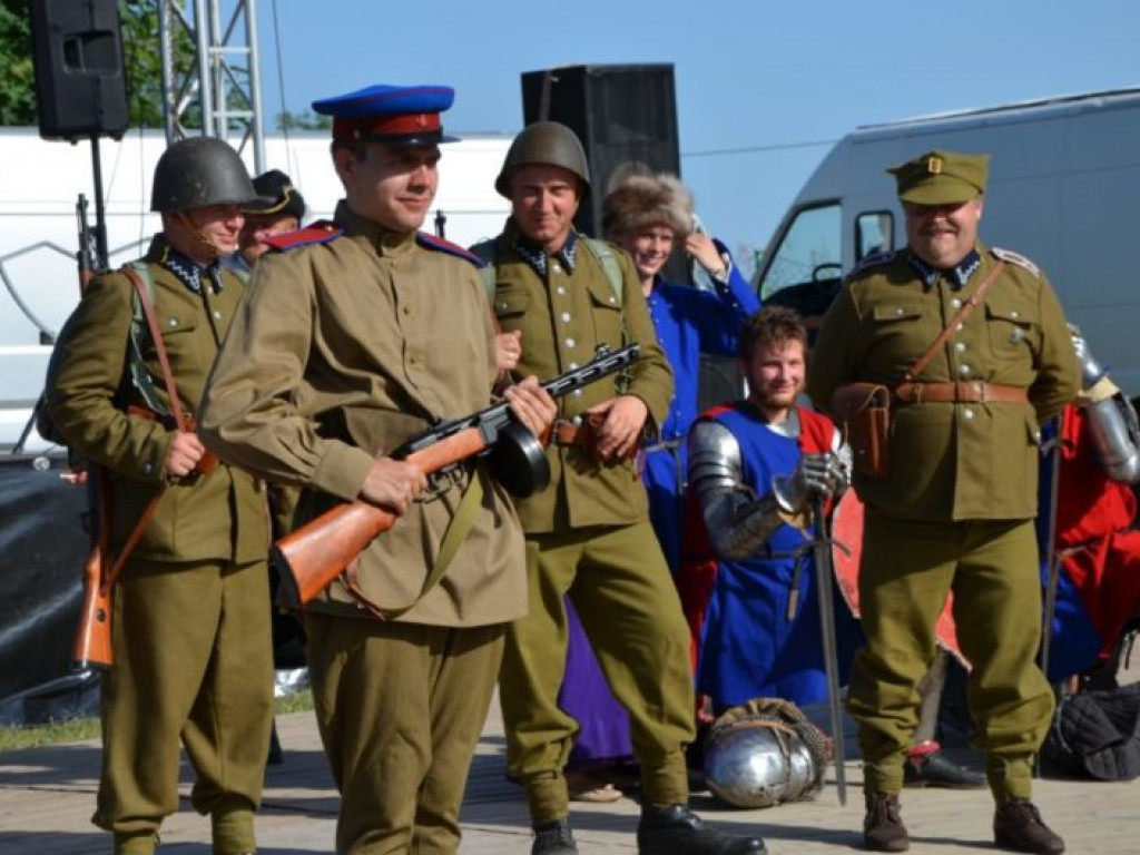 Andrzej Seweryn odebrał Kryształowe Berło. Piknik Rycerski w Ossolinie [zdjęcia]