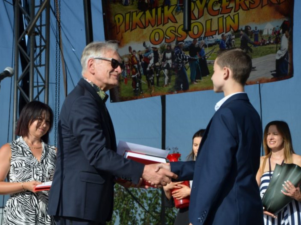 Andrzej Seweryn odebrał Kryształowe Berło. Piknik Rycerski w Ossolinie [zdjęcia]
