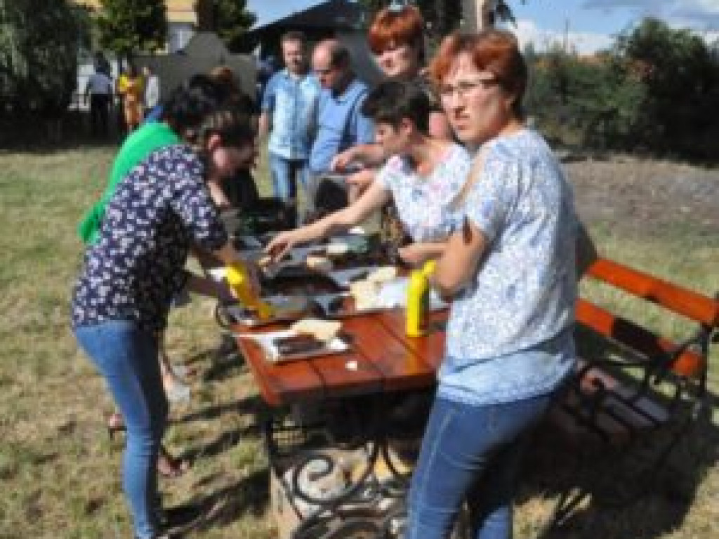 Zabawa i integracja w Kleczanowie [zdjęcia]