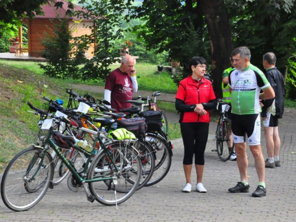Na rowerach z modlitewnymi intencjami na Dolny Śląsk [zdjęcia]