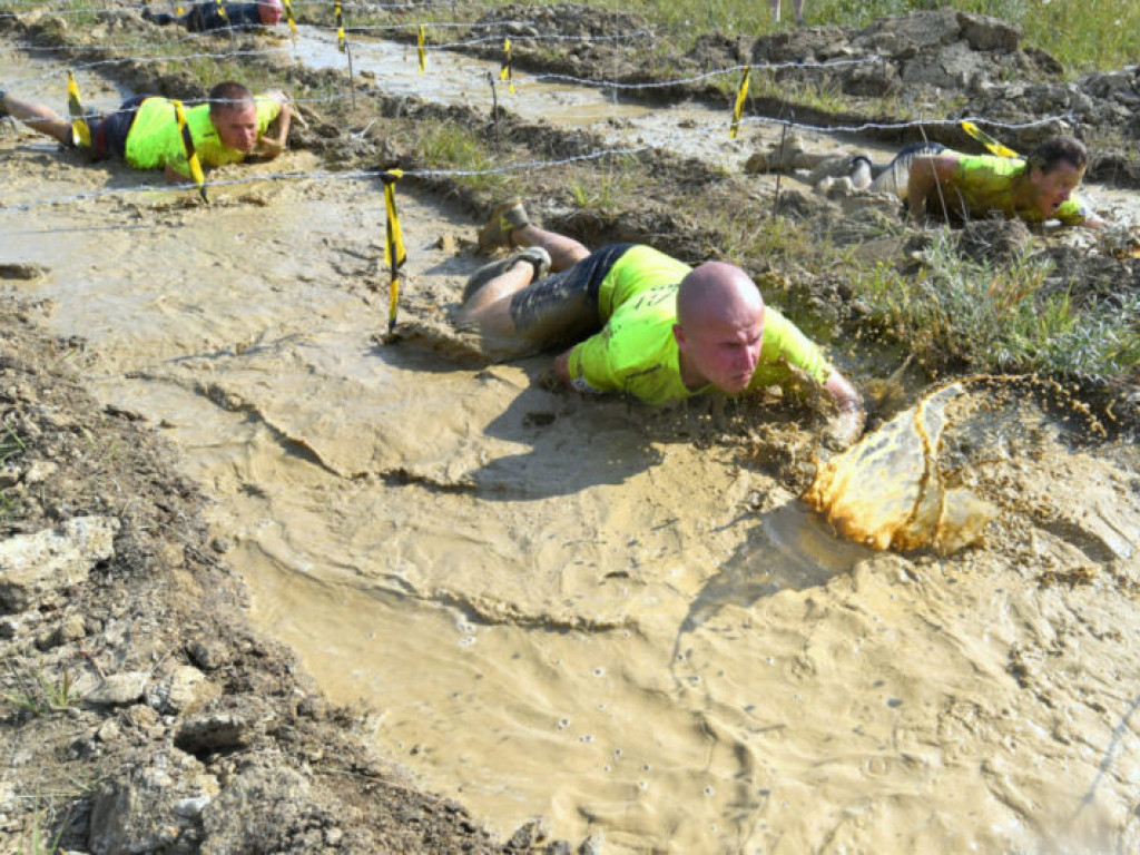 Bieg ekstremalny Run Fit nad Jeziorem Tarnobrzeskim [zdjęcia]