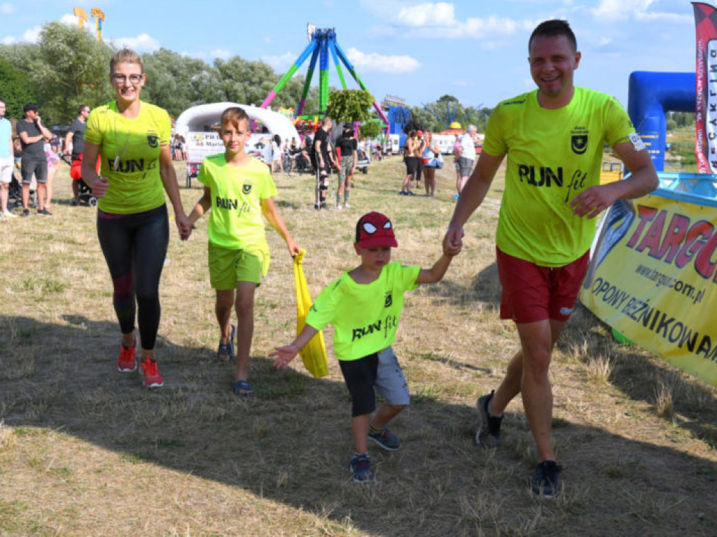 Bieg ekstremalny Run Fit nad Jeziorem Tarnobrzeskim [zdjęcia]